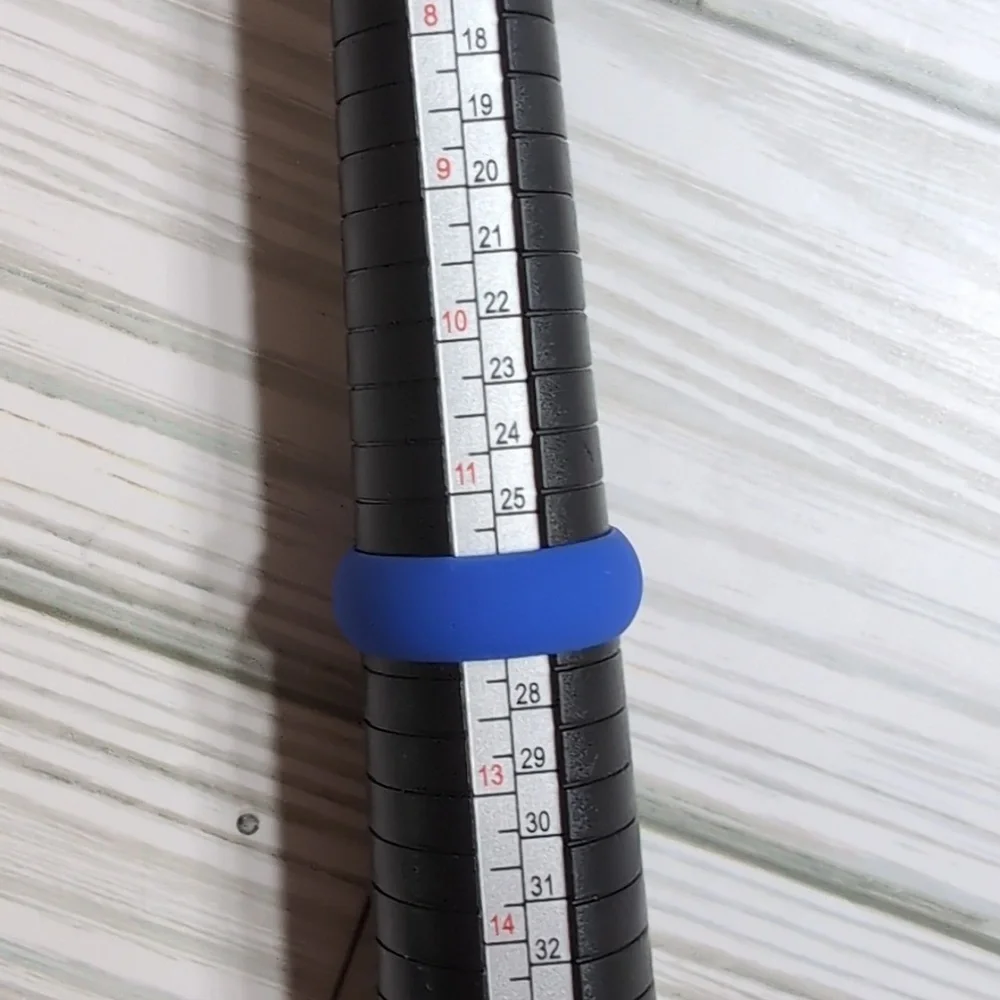 Silicone Wedding Ring in Blue Size 12 NWT